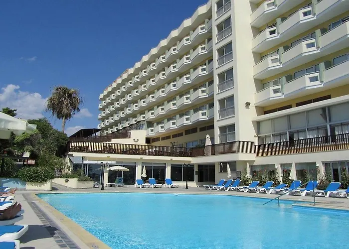 Lordos & Semesteranläggning (resort)