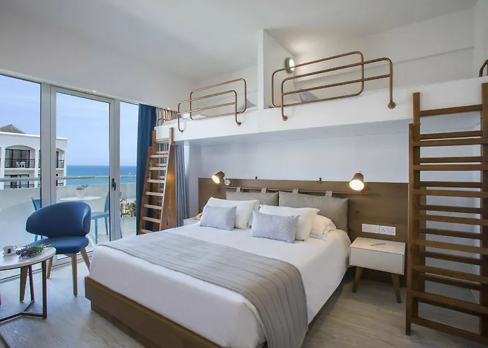 Semesteranläggning (resort) Lordos & Larnaca